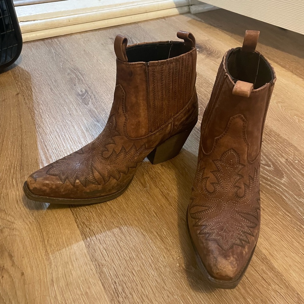 Ariat Ankle Boots